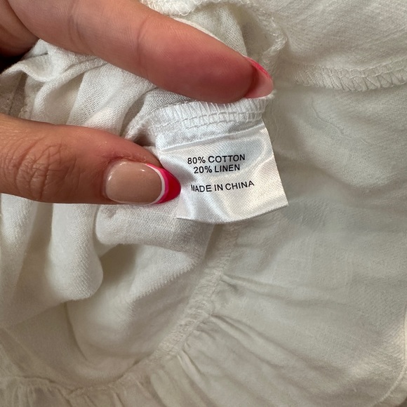 Girl and Sun White Linen Dress - Picture 5 of 7